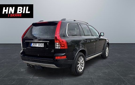 Volvo XC90 3 of 5