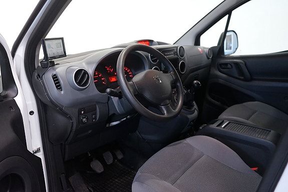 Peugeot Partner 8 of 12