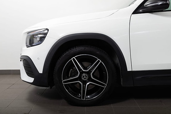 Mercedes-Benz GLB200 d 4 of 23