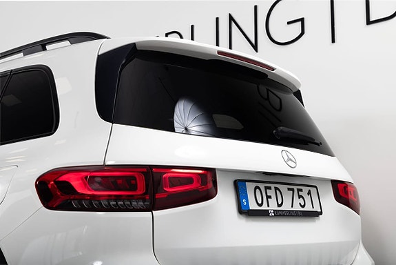 Mercedes-Benz GLB200 d 7 of 23