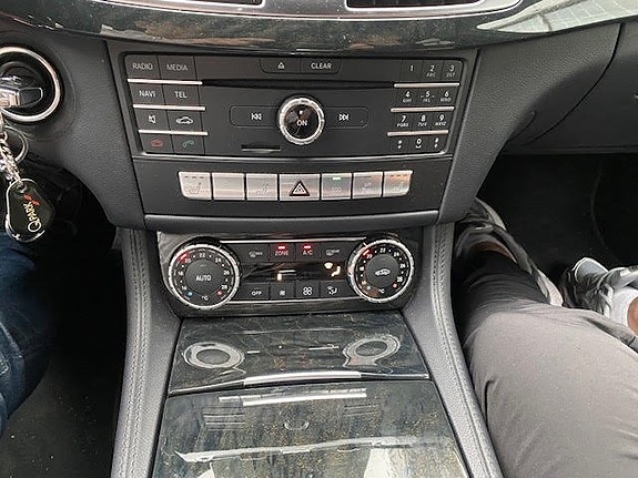 Mercedes-Benz CLS350 d 26 of 28