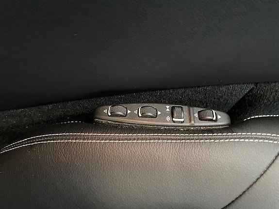 Mercedes-Benz CLS350 d 18 of 28