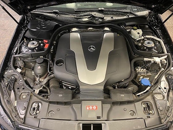 Mercedes-Benz CLS350 d 28 of 28