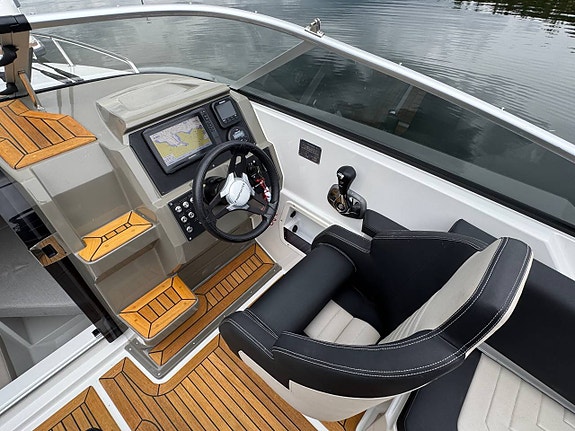 Finnmaster T6 | Suzuki DF200 | 2020 6 of 12