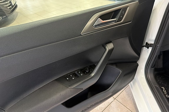 Volkswagen Polo 17 of 20