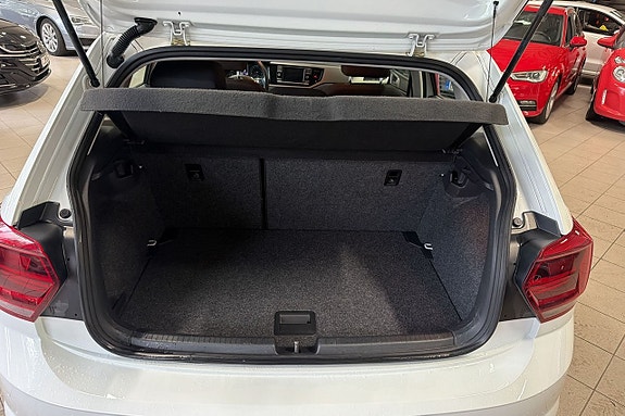 Volkswagen Polo 8 of 20