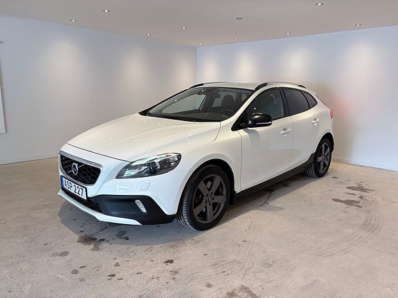 Volvo V40 Cross Country 4 of 5