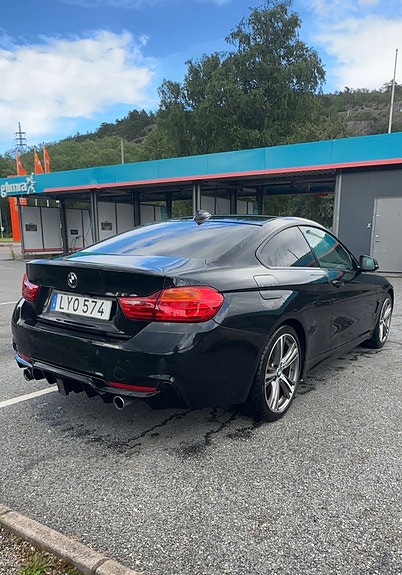 BMW 435d 3 of 5