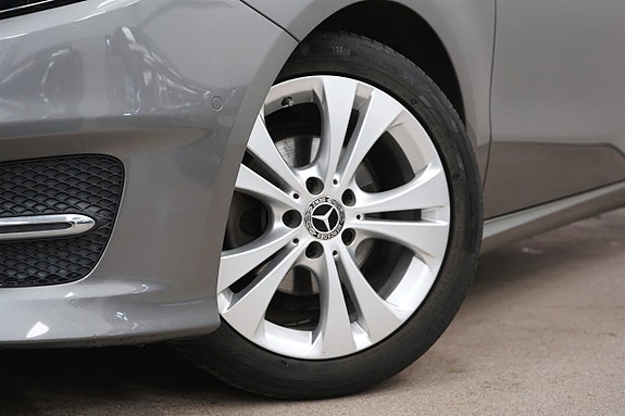 Mercedes-Benz B180 d 10 of 25