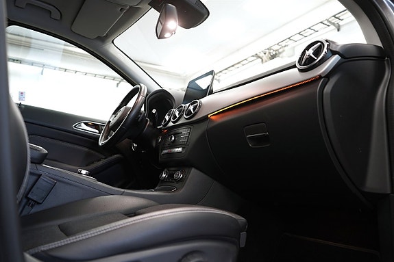 Mercedes-Benz B180 d 12 of 25