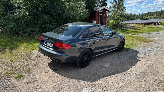 Audi A4 5 of 11