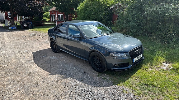 Audi A4 3 of 11