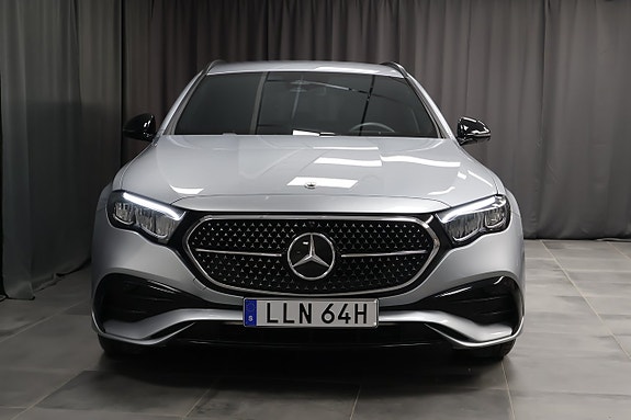 Mercedes-Benz E300 e 4 of 5