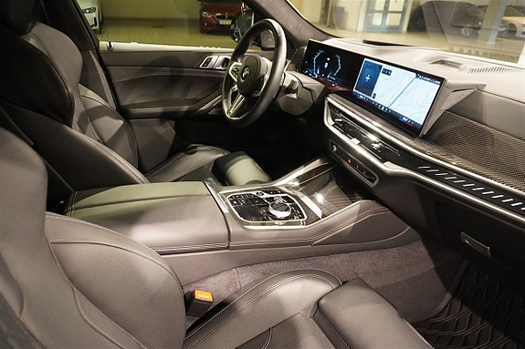 BMW X6 13 of 13