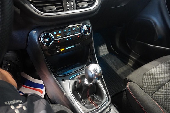 Ford Puma 10 of 12
