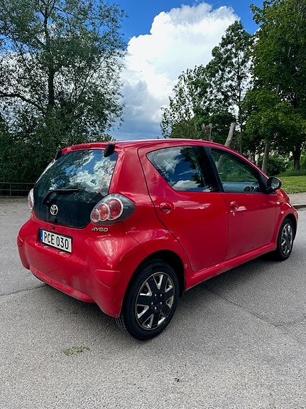 Toyota Aygo 4 of 5