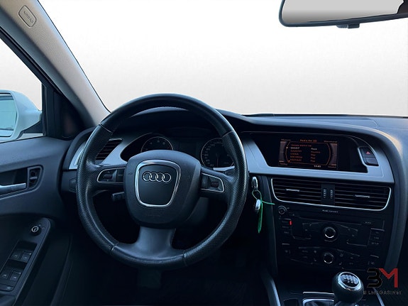 Audi A4 14 of 16
