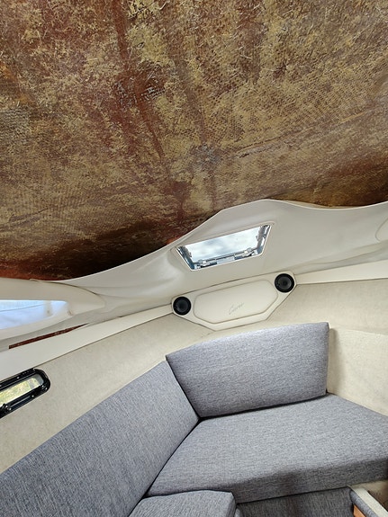 Bayliner 2355 Cierra V6 5 of 5