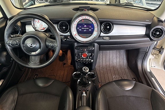 MINI Cooper 21 of 22