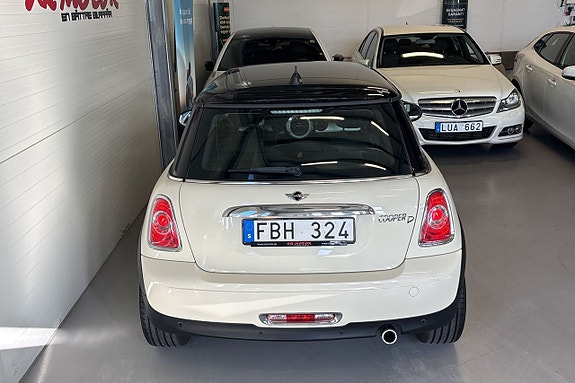 MINI Cooper 9 of 22
