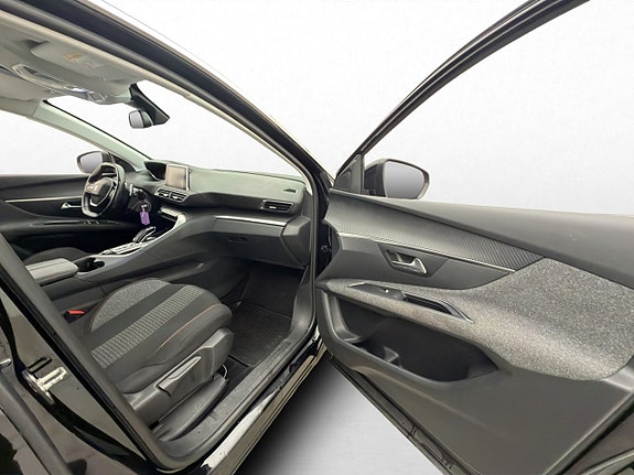 Peugeot 3008 26 of 30