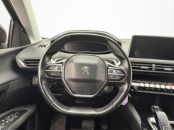 Peugeot 3008 13 of 30