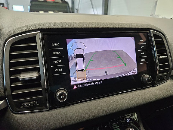 Skoda Karoq 24 of 27