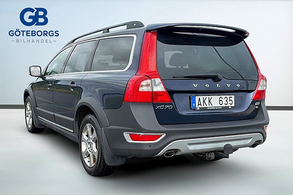 Volvo XC70 4 of 5