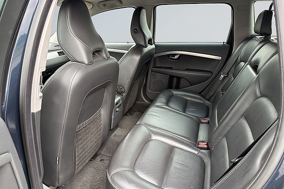 Volvo XC70 15 of 17