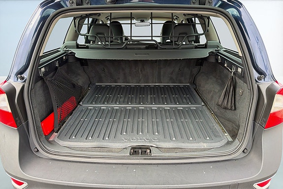 Volvo XC70 17 of 17