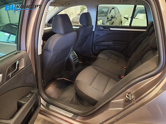 Skoda Superb 11 of 20