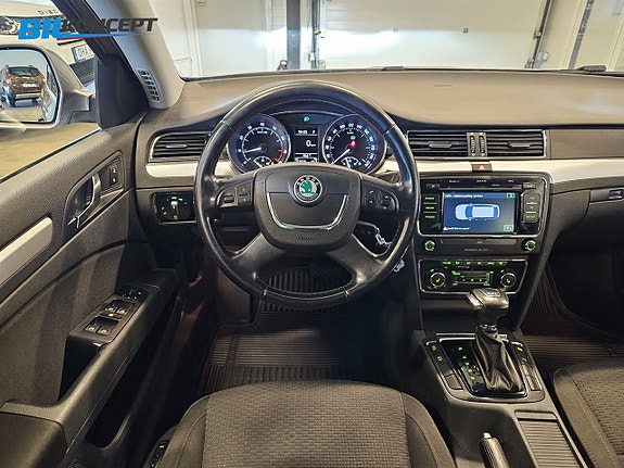 Skoda Superb 18 of 20