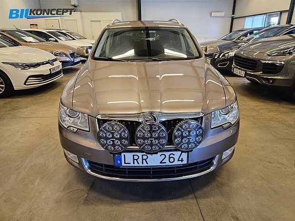 Skoda Superb 5 of 5