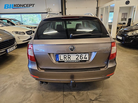 Skoda Superb 6 of 20