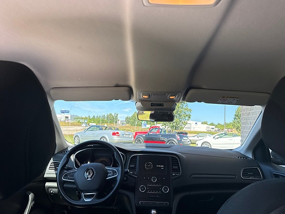 Renault Megane 11 of 15