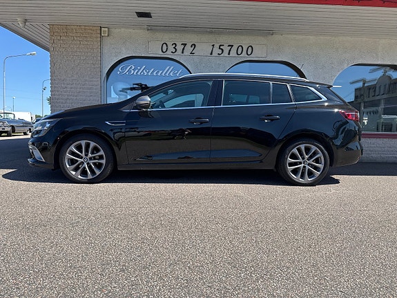 Renault Megane 2 of 15