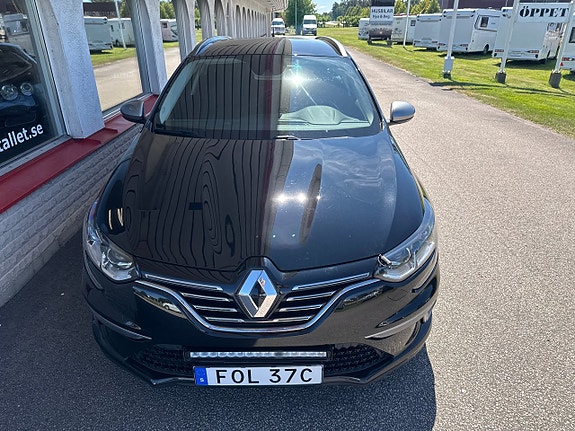 Renault Megane 14 of 15