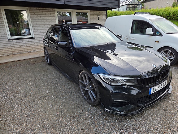 BMW 330d 8 of 17