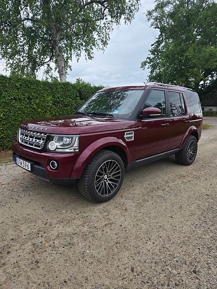 Land Rover Discovery 15 of 23