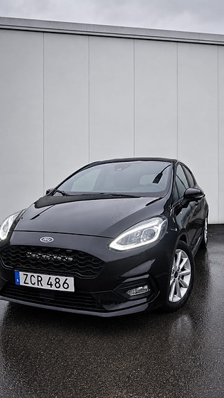Ford Fiesta 4 of 5