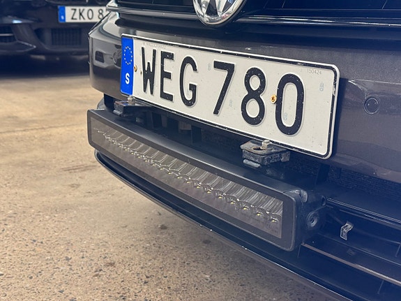 Volkswagen Passat 10 of 19