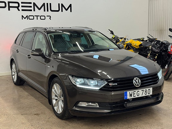 Volkswagen Passat 2 of 5