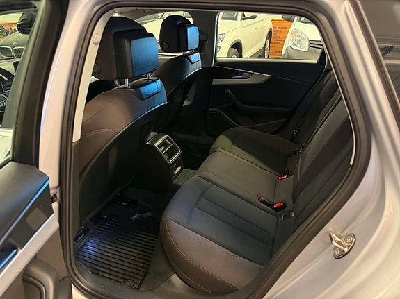Audi A4 13 of 14