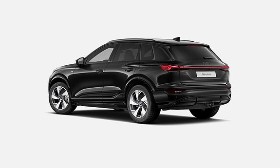 Audi Q6 e-tron 4 of 15