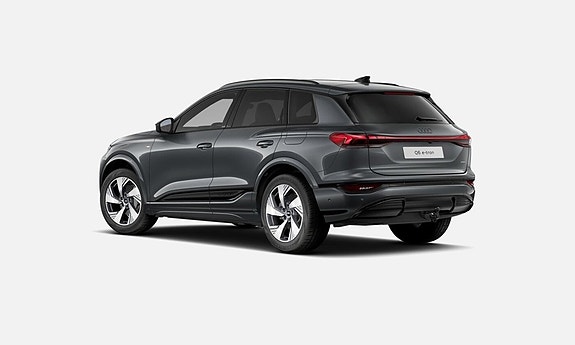 Audi Q6 e-tron 12 of 15
