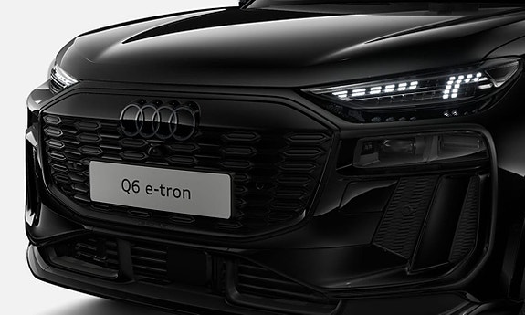Audi Q6 e-tron 6 of 8