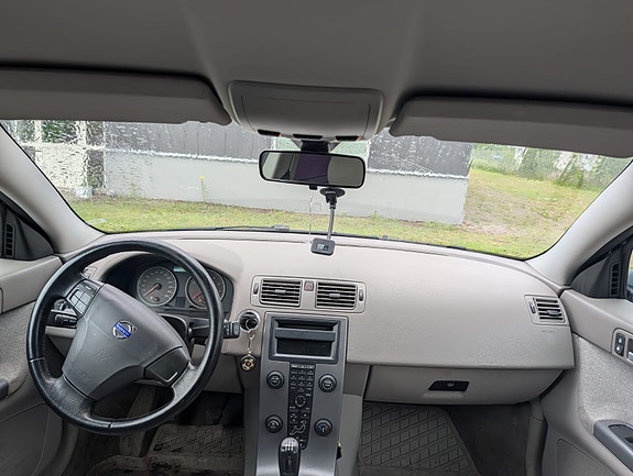 Volvo V50 5 of 5