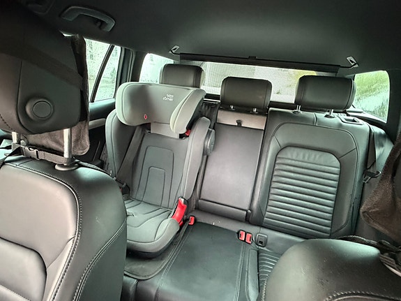 Volkswagen Passat Alltrack 7 of 13