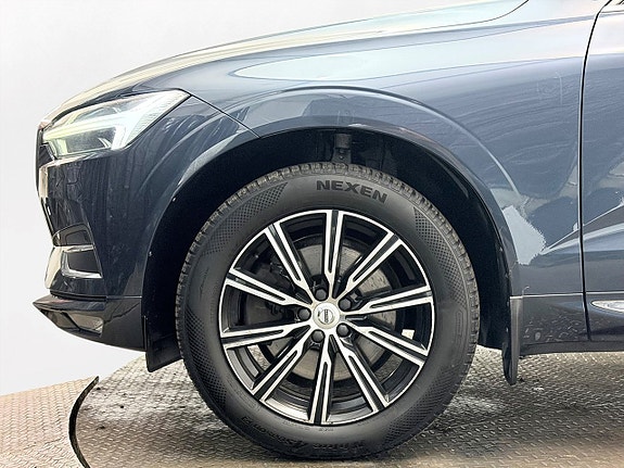 Volvo XC60 10 of 30