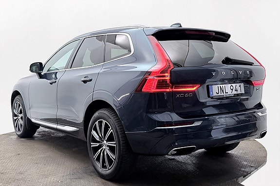 Volvo XC60 8 of 30